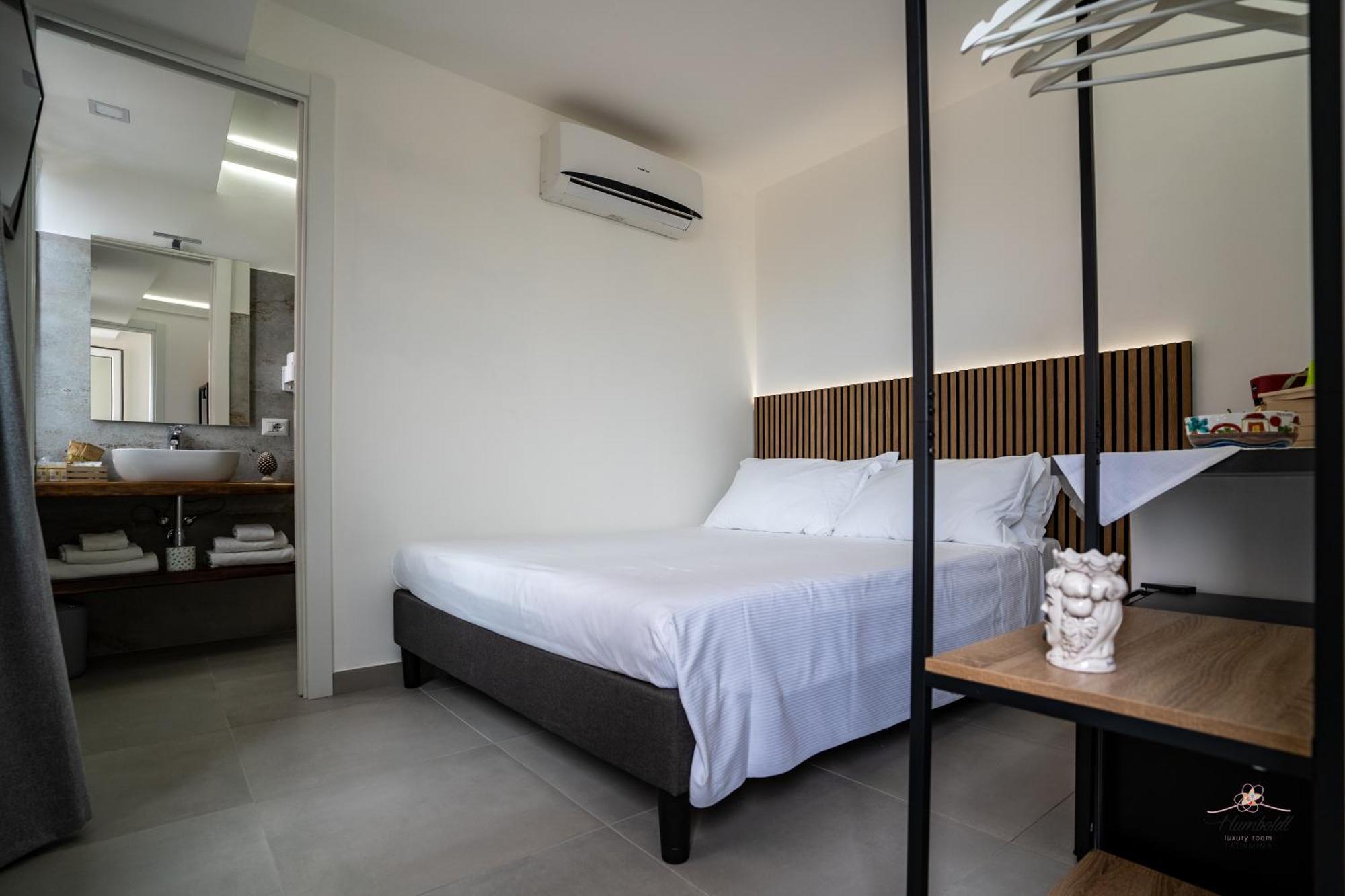 Humboldt Luxury Rooms Taormina Dış mekan fotoğraf